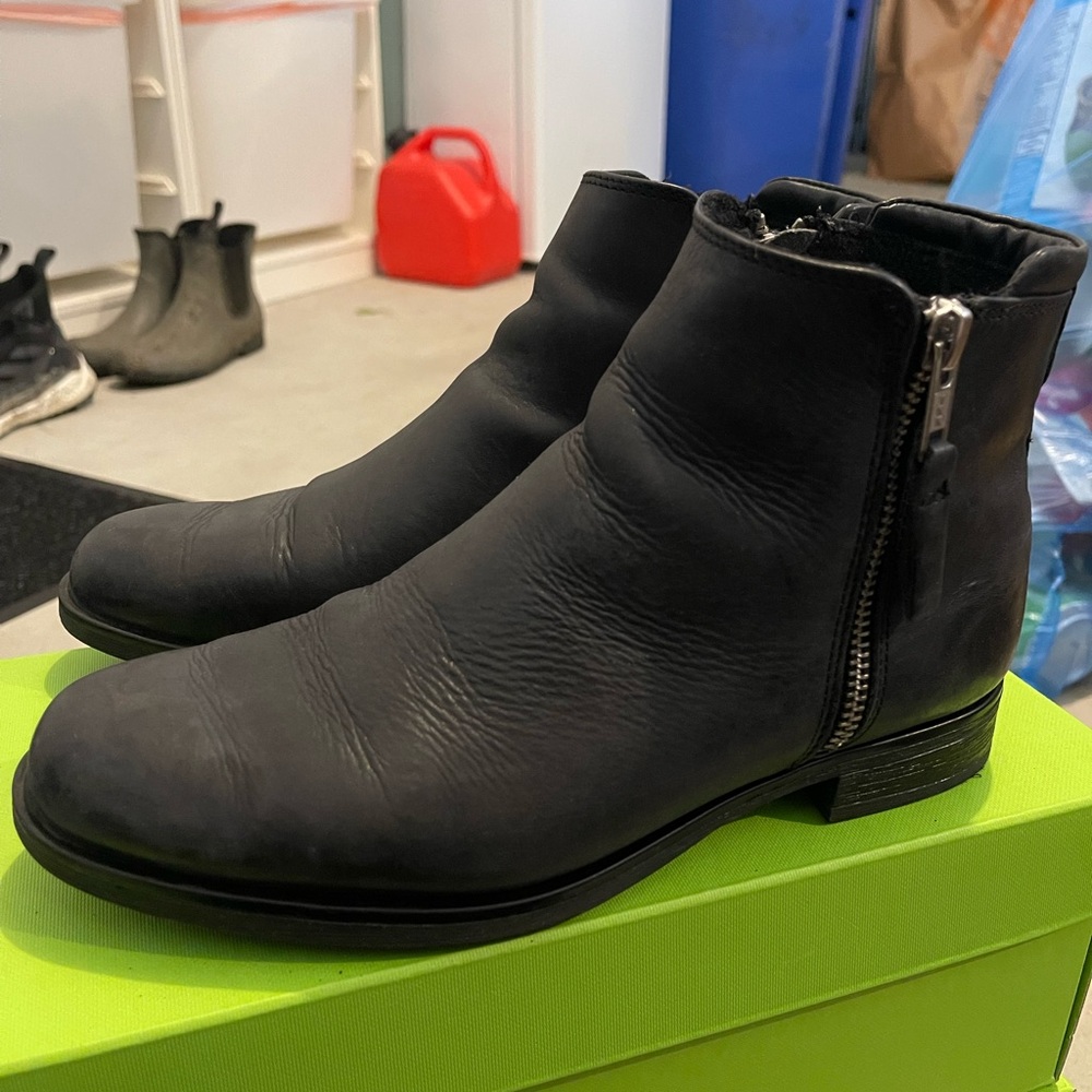 Steve Madden Black Leather Ankle Boots